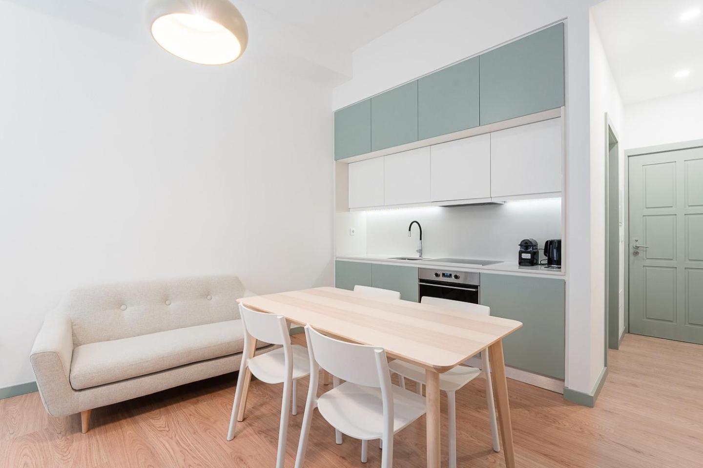 Guestready - A Modern Stay In Downtown Порту Экстерьер фото