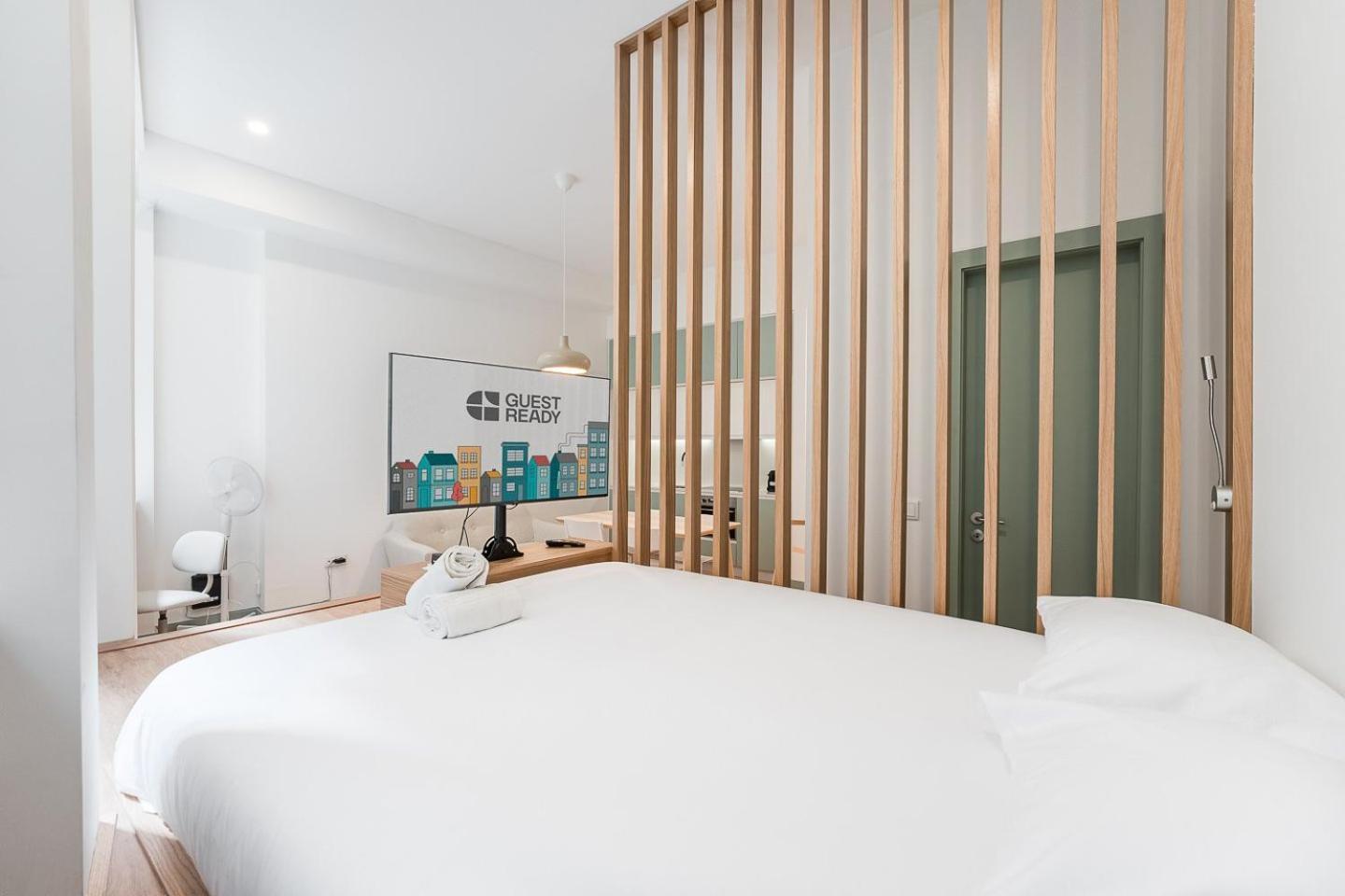 Guestready - A Modern Stay In Downtown Порту Экстерьер фото